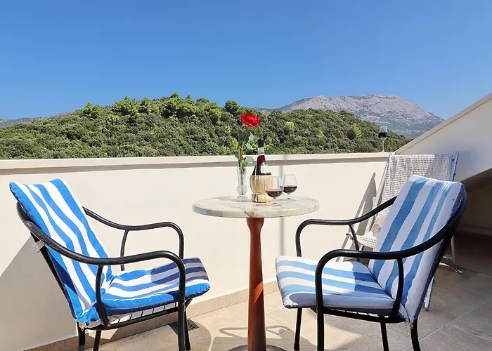 Cebalo Kor Ula - Comfort One Bedroom With Terrace And Sea View Mara Apartment *