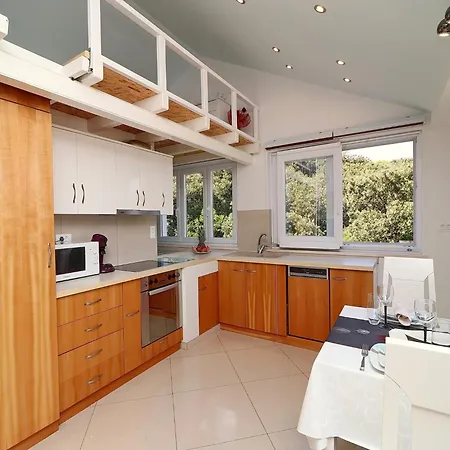 아파트 Cebalo Kor Ula - Comfort One Bedroom With Terrace And Sea View Mara