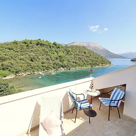 아파트 Cebalo Kor Ula - Comfort One Bedroom With Terrace And Sea View Mara *