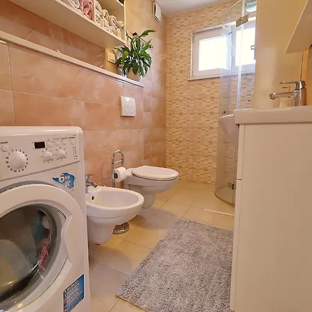 Cebalo Kor Ula - Comfort One Bedroom With Terrace And Sea View Mara 아파트 코츌라